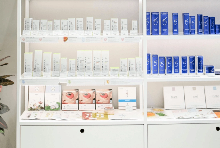 Produtos de saúde e beleza em exposição