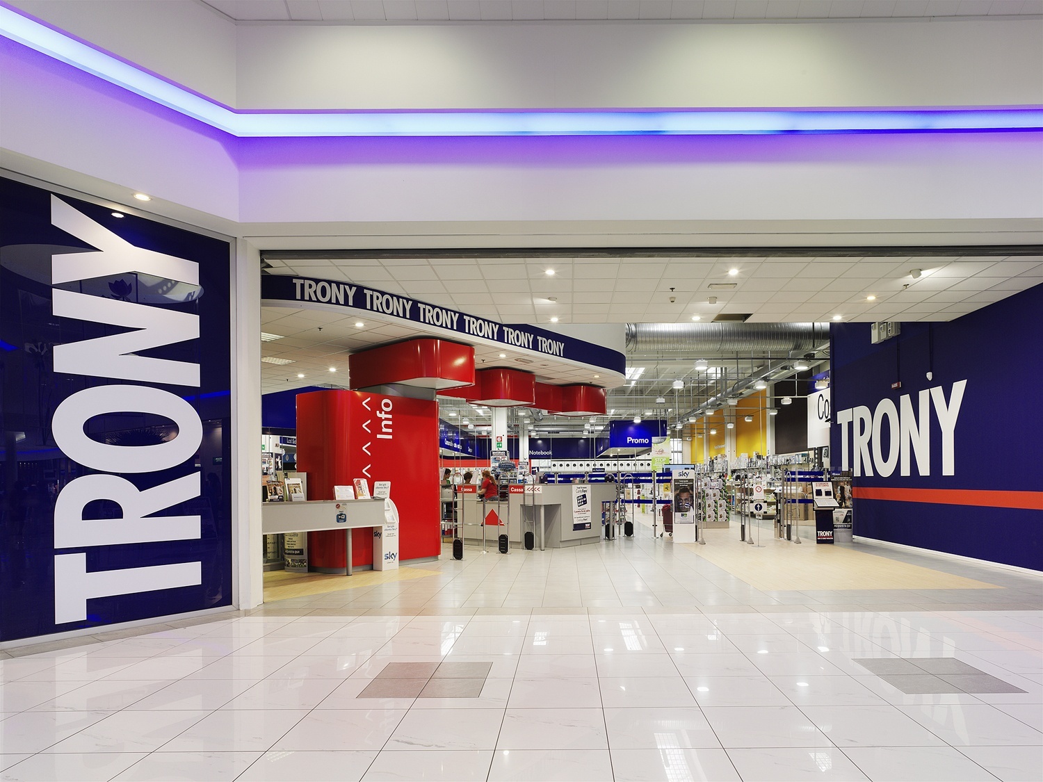 Exterior da loja Trony