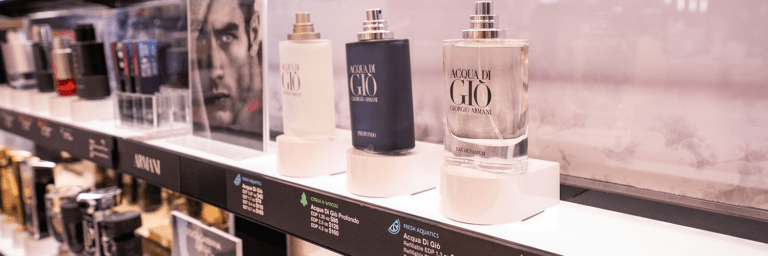 Como uma rede global de lojas de produtos de beleza reduziu os furtos de amostras sem prejudicar a experiência do cliente